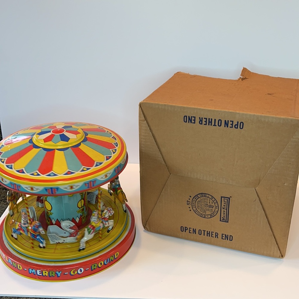 J Chein & Co Musical Merry Go Round - Picture 7 of 17